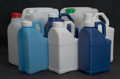 Hurtownie chemii przemysłowej – klucz do efektywnego zaopatrzenia